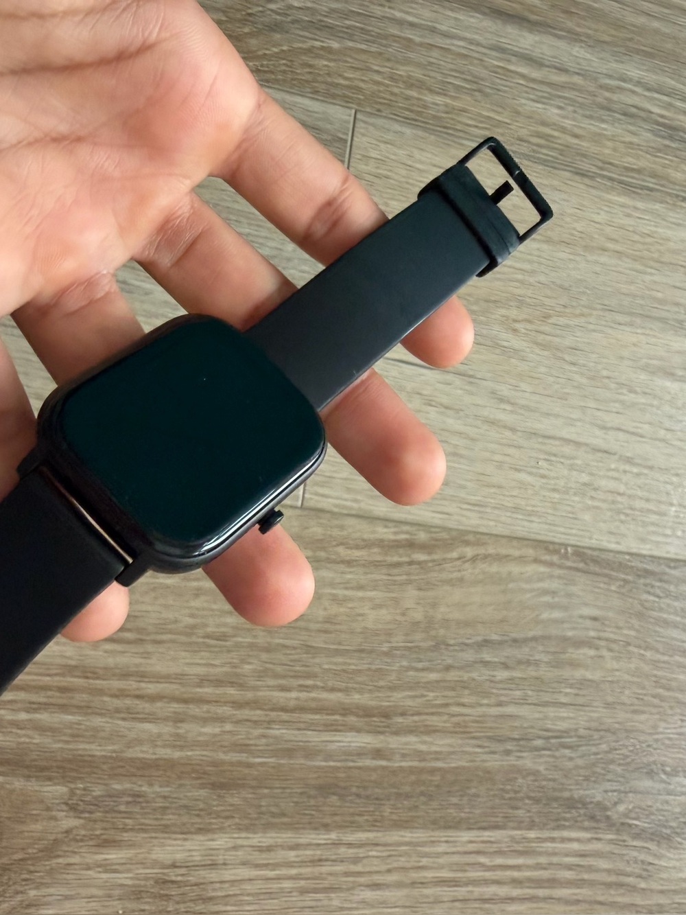 Amazfit GTS black smart watch - Picture 3 of 5